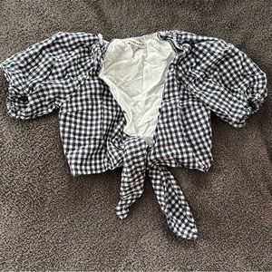 Abercrombie Gingham pattern front tie top